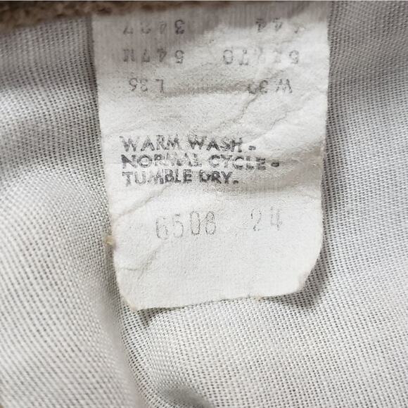 Vintage 1970s Velour 547 White Tab Levi's, size 30x35 (28x35) - Picture 9 of 13